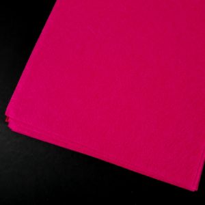 Fogli di feltro sottile, colore fuchsia.